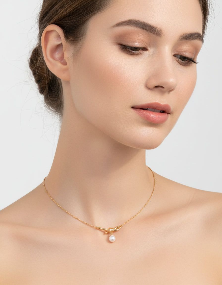 【Keliana】S925結びモチーフ×淡水パールネックレス｜上品な幸運チャーム｜ギフト対応