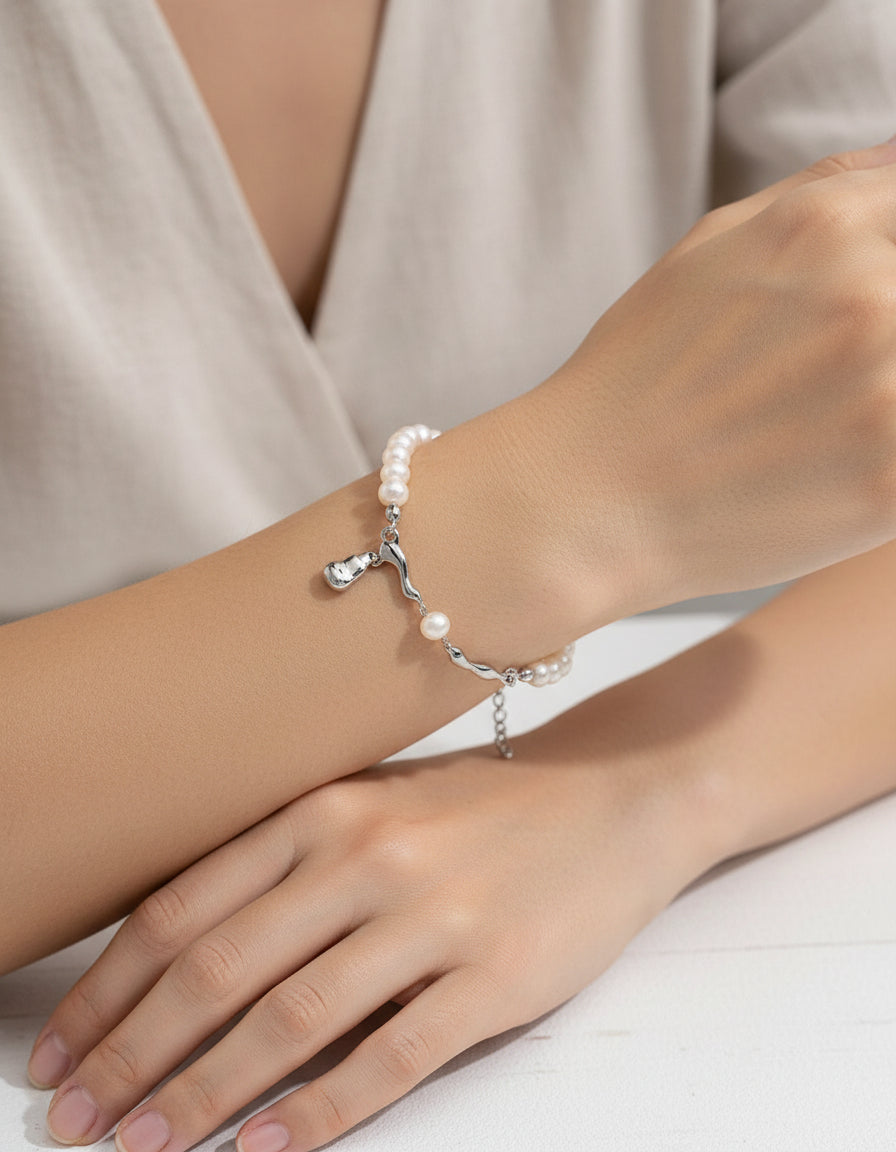 【Keliana】S925淡水パール×ゴールドラインブレスレット｜2色選択可（ゴールド／シルバー）｜ギフト対応