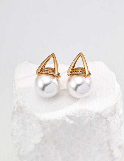 【Keliana】S925大粒パール×トライアングルピアス｜2色選択可｜ギフト対応