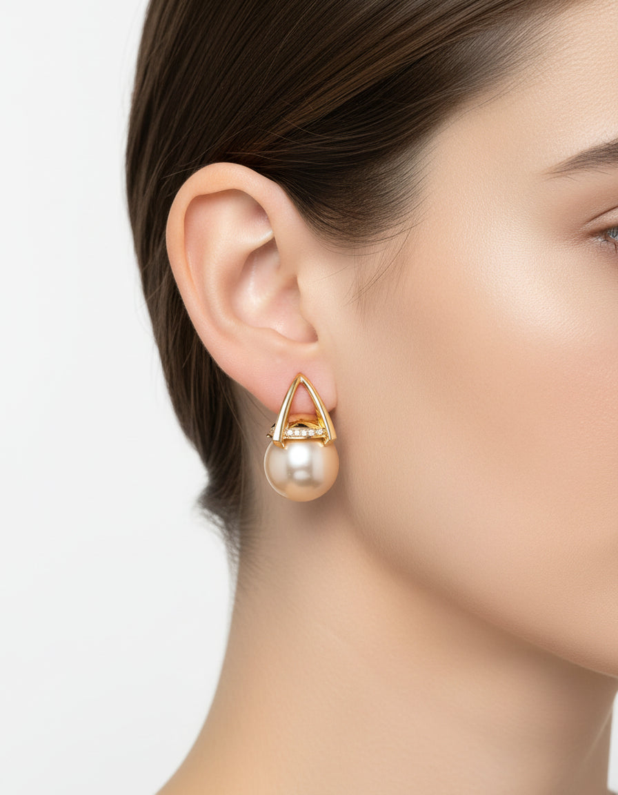 【Keliana】S925大粒パール×トライアングルピアス｜2色選択可｜ギフト対応