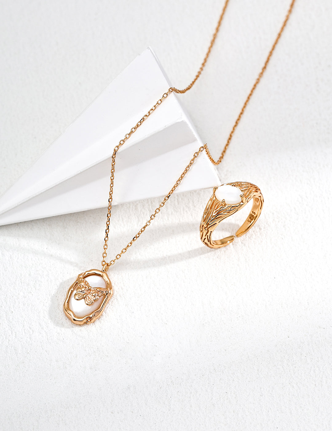 【Keliana】S925 蝶モチーフ×バロックパールネックレス｜幸運を呼ぶ華やぎデザイン｜ギフト対応